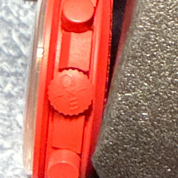 Authentic OMEGA X SWATCH Bioceramic MoonSwatch Mission to Mars SO33R100 Full Set - Picture 4 of 12